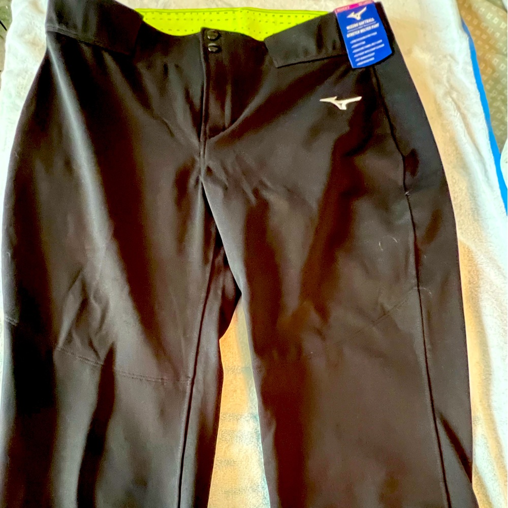 Women Mizuno softball pants NWt
